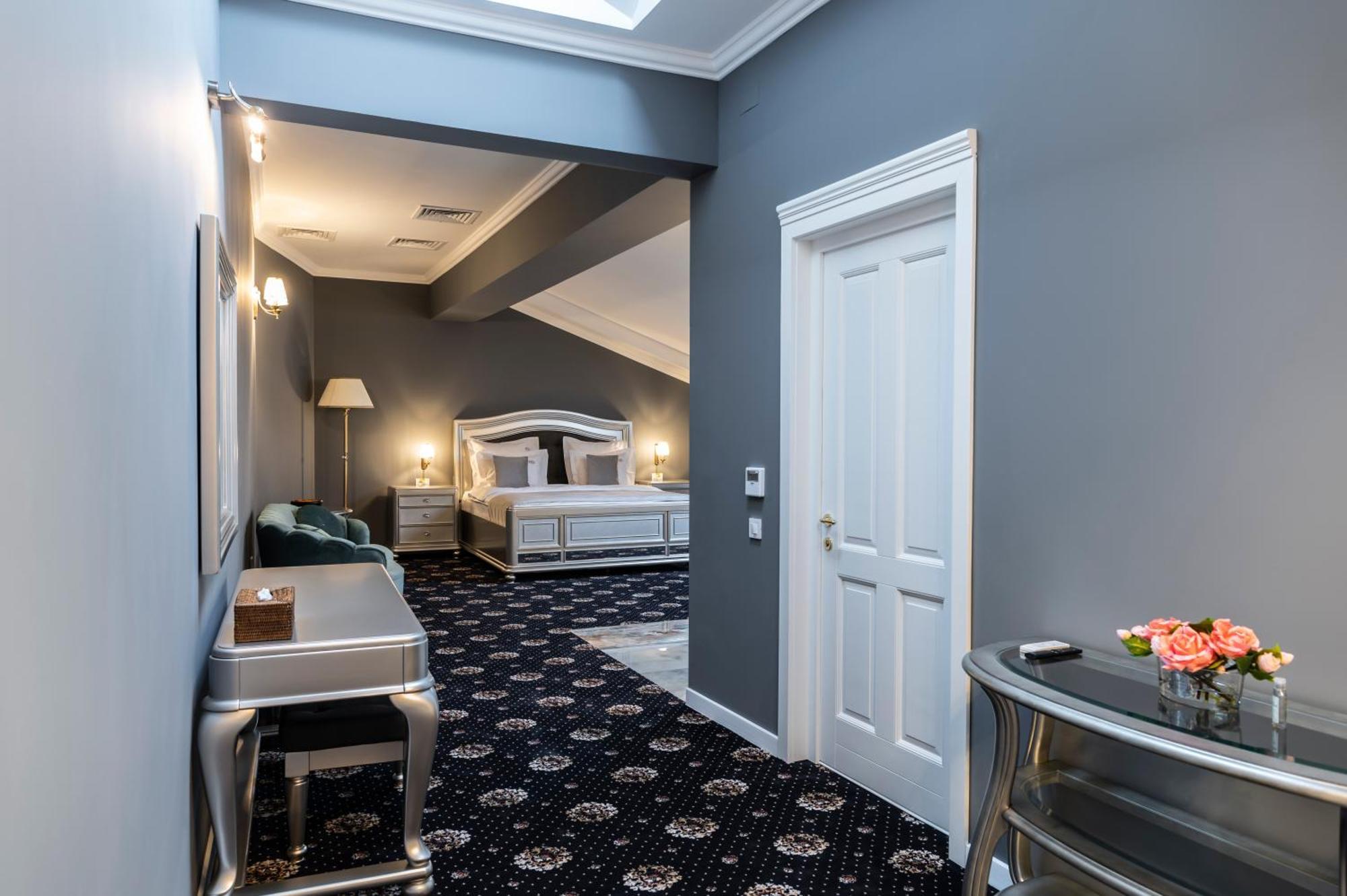 Sir Luxury Boutique Hotel Brăila Exteriér fotografie