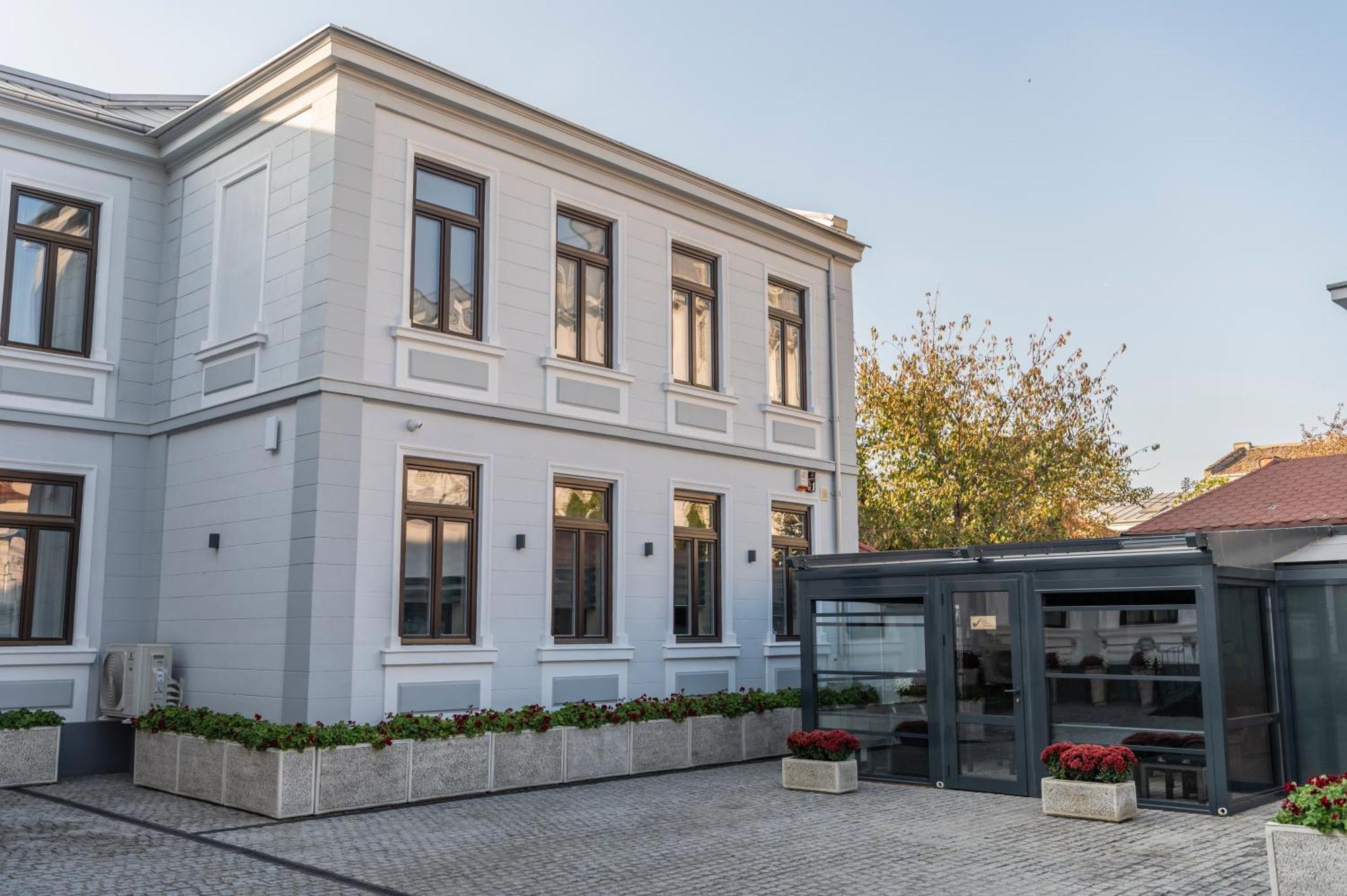 Sir Luxury Boutique Hotel Brăila Exteriér fotografie