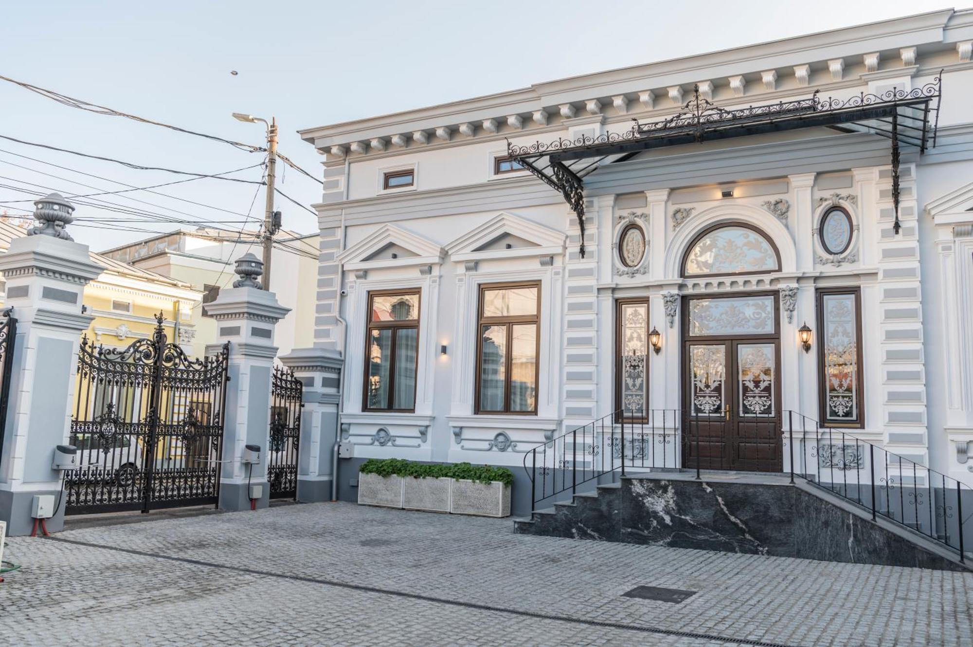 Sir Luxury Boutique Hotel Brăila Exteriér fotografie
